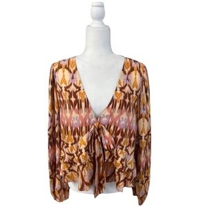 Bar III Long Sleeve Saharan Sunset V-Neck Top - Size Large
